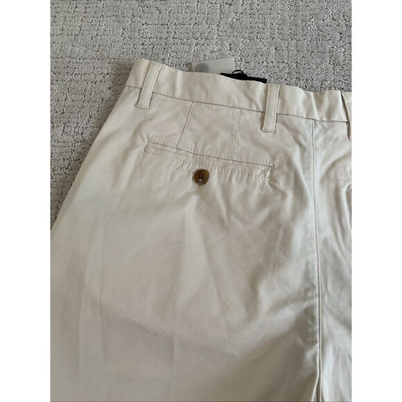 Ted Baker MENS Off White Flat Front Shorts Size 32 X 9.5. NWT - Picture 10 of 10